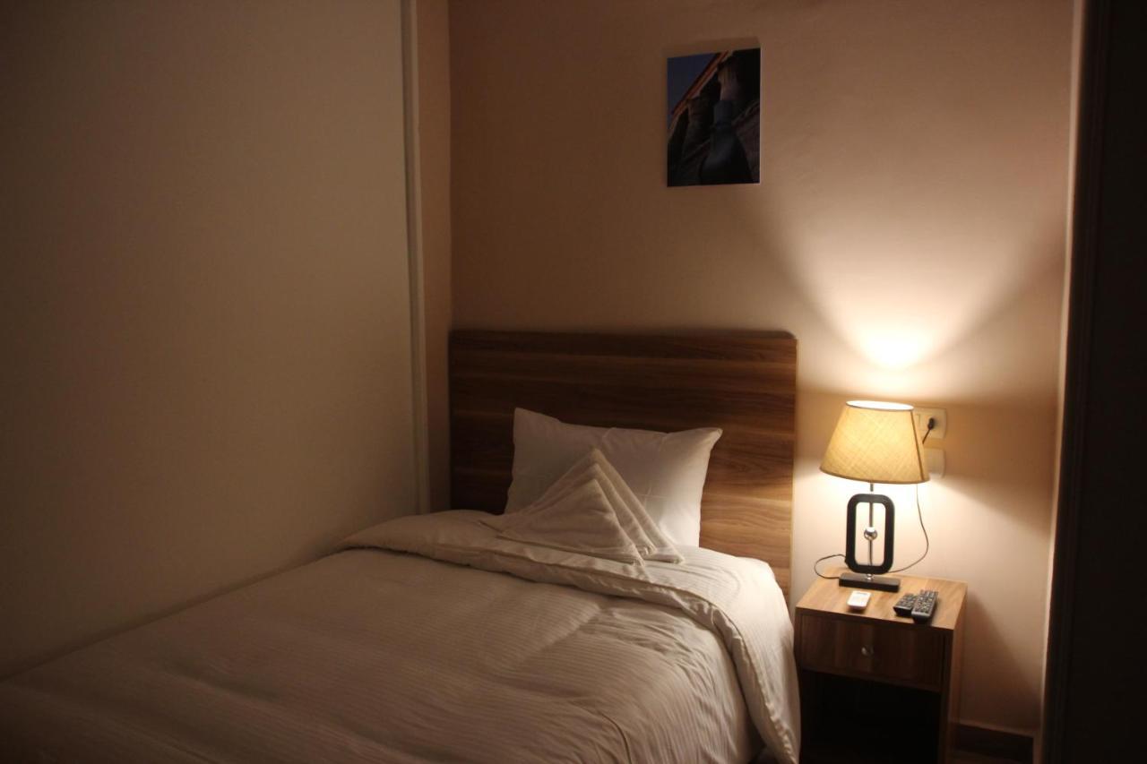 Farida Pyramids Boutique Hotel Kafret el-Gabal Εξωτερικό φωτογραφία